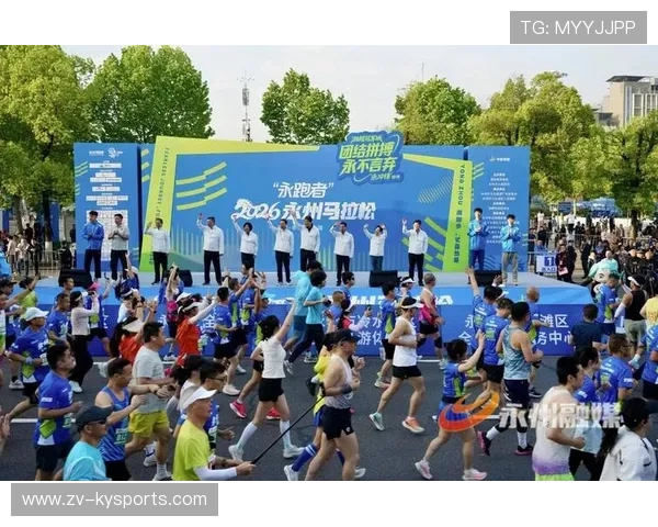国内马拉松进入夏季档 夜跑赛事受追捧 国内马拉松进入夏季档 夜跑赛事受追捧
